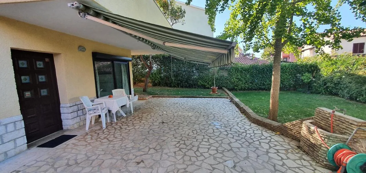 Apartments Zanini Medulin